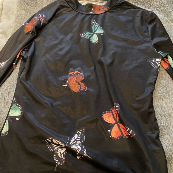 Long sleeve butterfly shirt - Picture 2 of 2